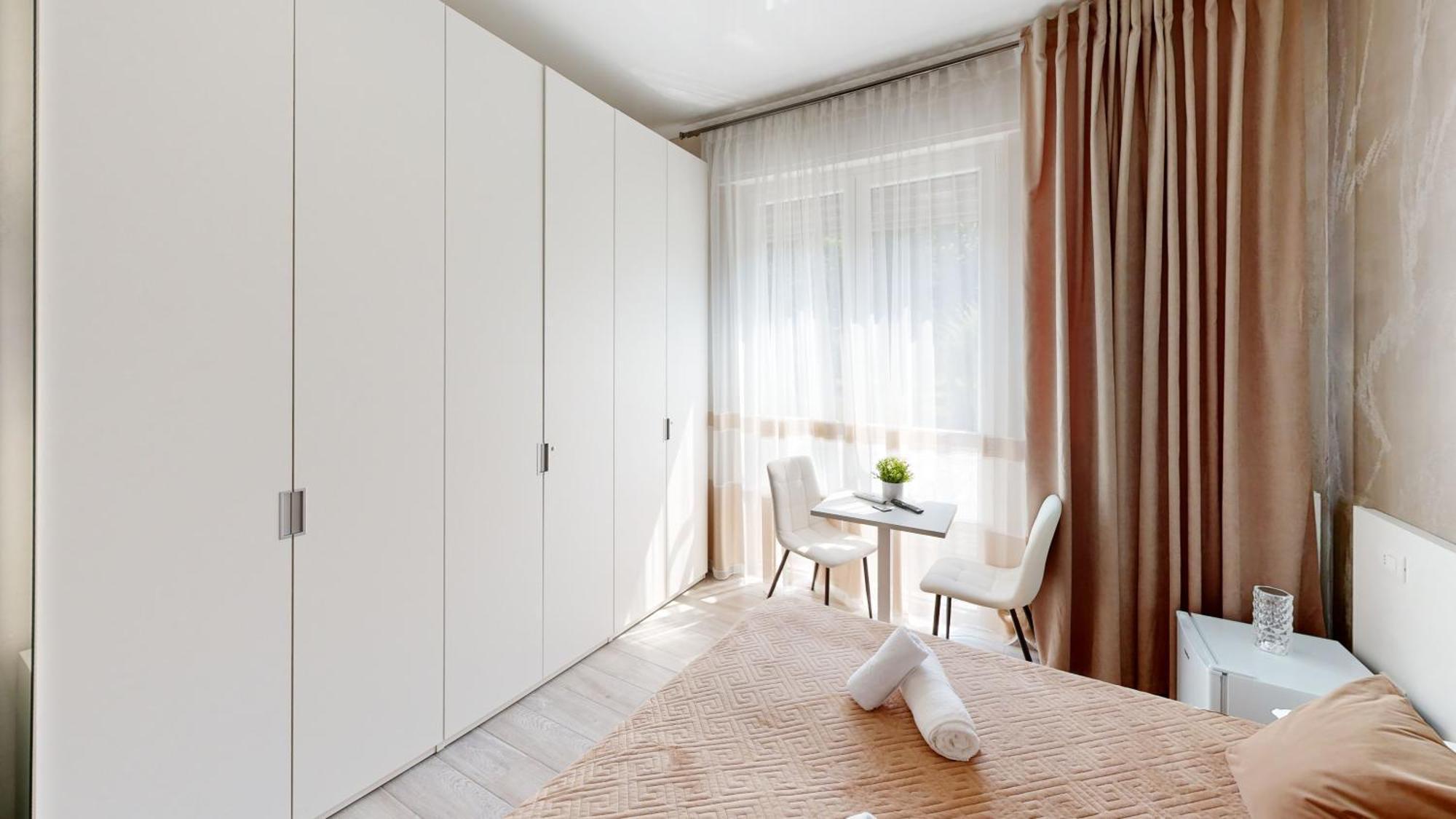 B&B Luxury House 罗镇 外观 照片