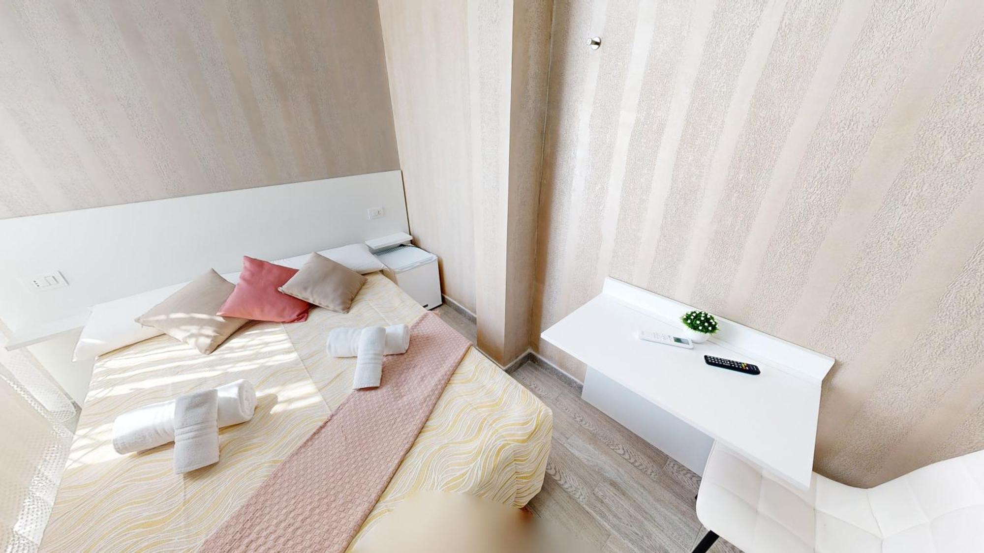 B&B Luxury House 罗镇 外观 照片